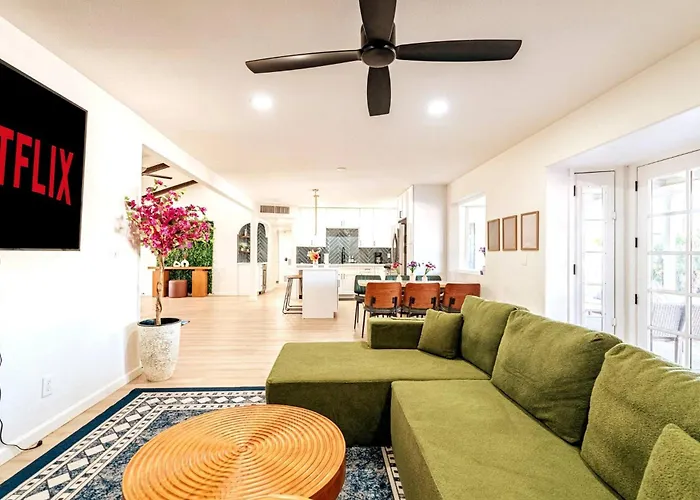 Ella's Oasis •heated Pool •hot Tub • Near Old Town *