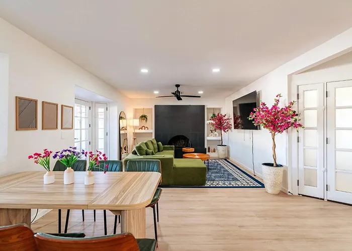 Ella's Oasis •heated Pool •hot Tub • Near Old Town