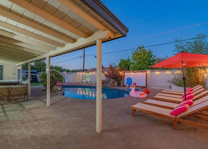 Ella's Oasis •heated Pool •hot Tub • Near Old Town Scottsdale