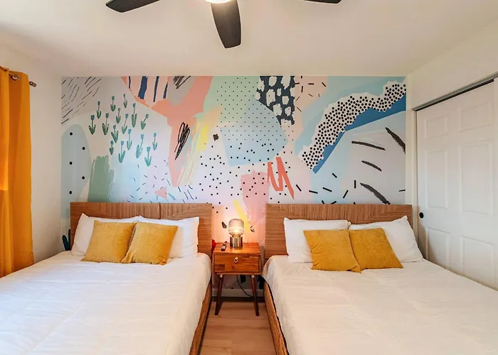 Ella's Oasis •heated Pool •hot Tub • Near Old Town Holiday home Scottsdale