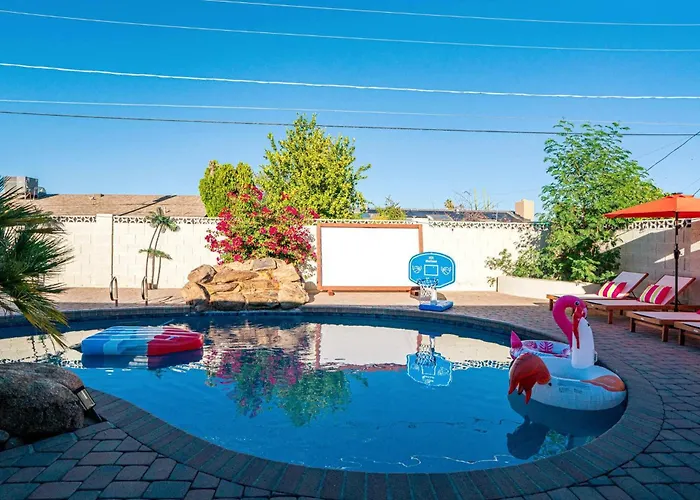Ella's Oasis •heated Pool •hot Tub • Near Old Town * Scottsdale