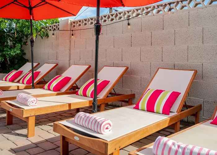 Ella's Oasis •heated Pool •hot Tub • Near Old Town Holiday home Scottsdale