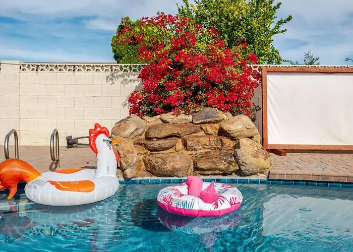 Ella's Oasis •heated Pool •hot Tub • Near Old Town
