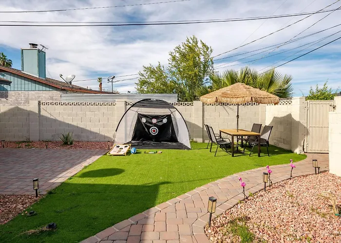 Ella's Oasis •heated Pool •hot Tub • Near Old Town Holiday home Scottsdale